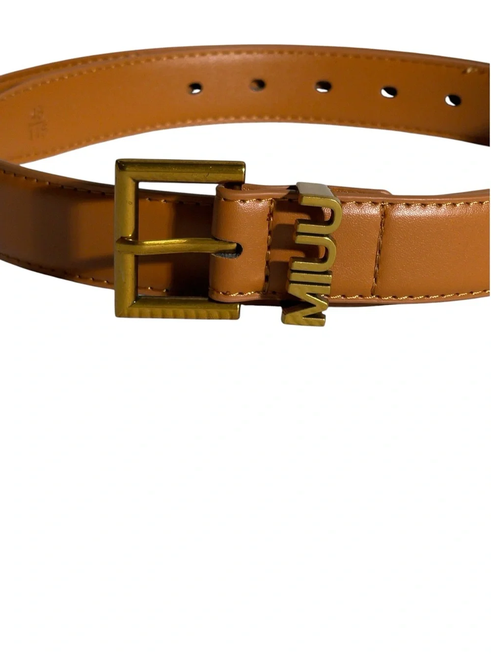 💁🏻‍♀️ Women’s Tan Leather Belt with Gold-Tone Logo Buckle 💁🏻‍♀️